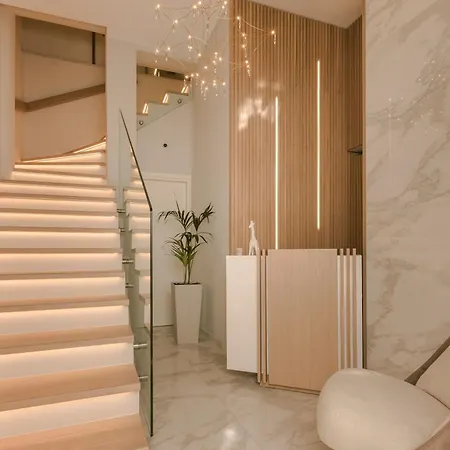 Piazza Apartment *